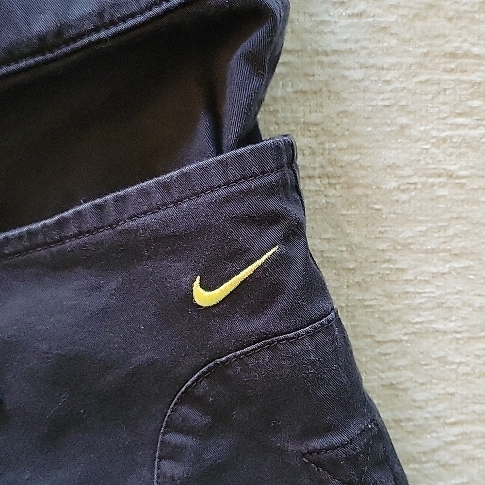 NIKE dark blue cotton casual shorts with striped belt. Size is 8 - 10. - Picture 2 of 8